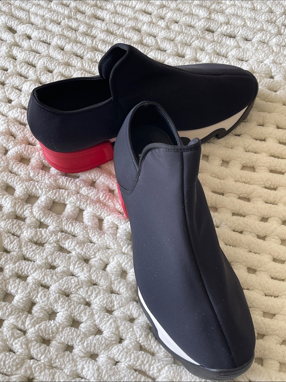 IRI made in Italy. Women’s Athletic shoes,slip on. Size 41. Black upper. NWOT